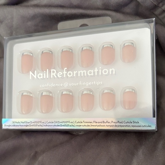 Neiman Marcus Nail Reformation Set - Pink and silver - Picture 1 of 6